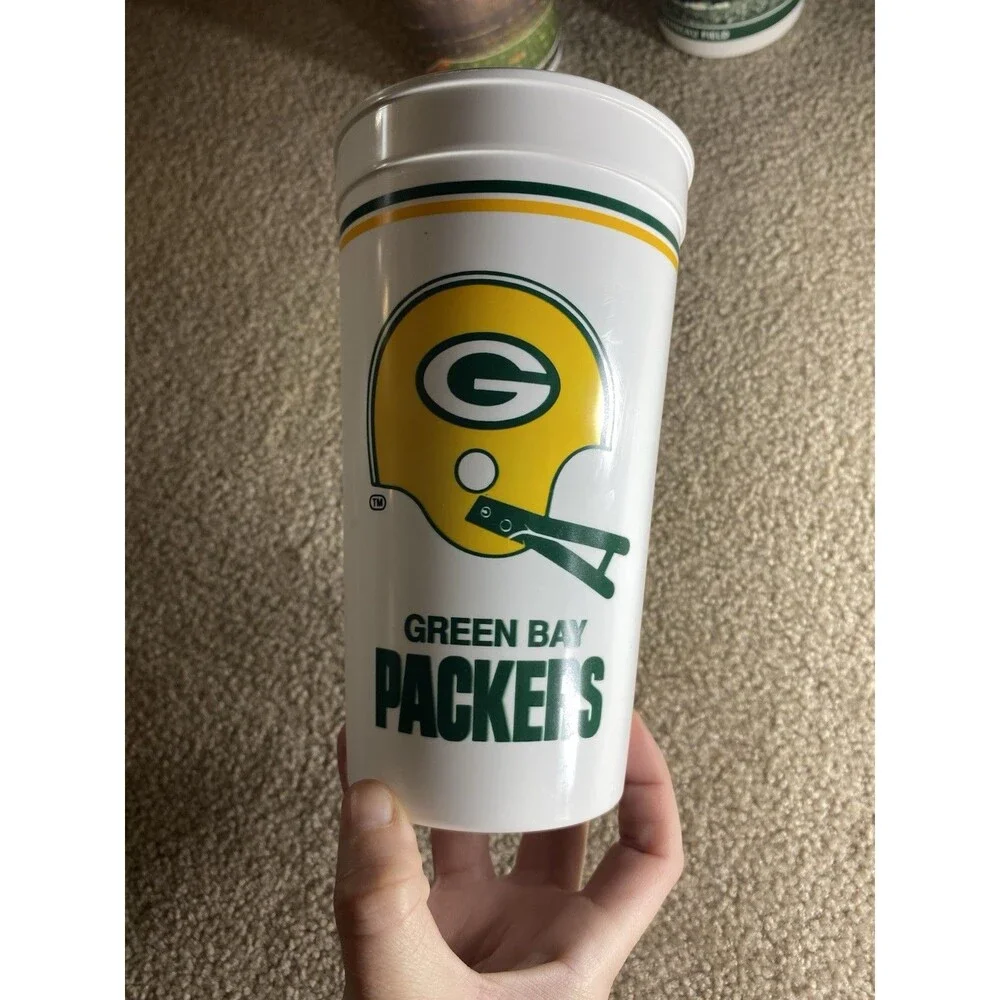Lot of 14 Vintage Green Bay Packers Cups 1996 Super Bowl XXXI Schedule HOF